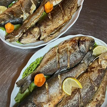 شاليه Kompleksi Turistik Leonardo *