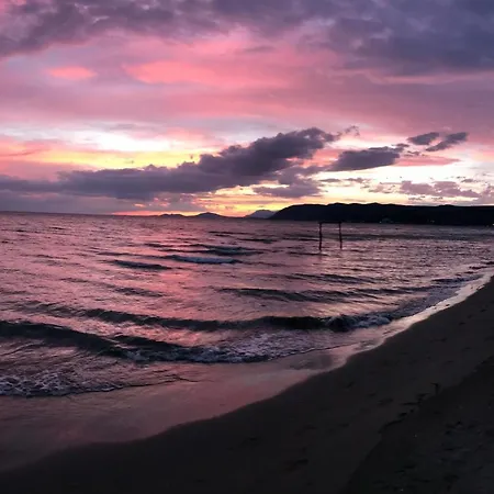 شاليه Kompleksi Turistik Leonardo