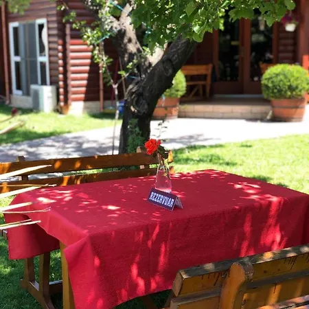 شاليه Kompleksi Turistik Leonardo