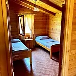 Kompleksi Turistik Leonardo Alpesi faház
