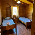 Kompleksi Turistik Leonardo Alpesi faház Shëngjin