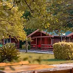 Alpesi faház Kompleksi Turistik Leonardo Shëngjin