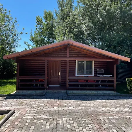 Kompleksi Turistik Leonardo Shengjin (Lezhe)