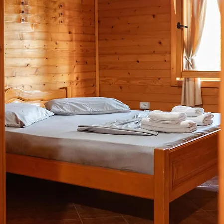 Kompleksi Turistik Leonardo Chalet *