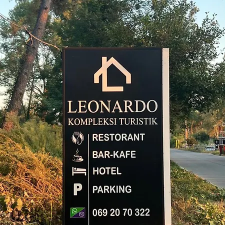Kompleksi Turistik Leonardo Chalet Shengjin (Lezhe)
