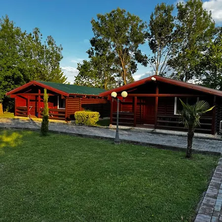 Kompleksi Turistik Leonardo Chalet *