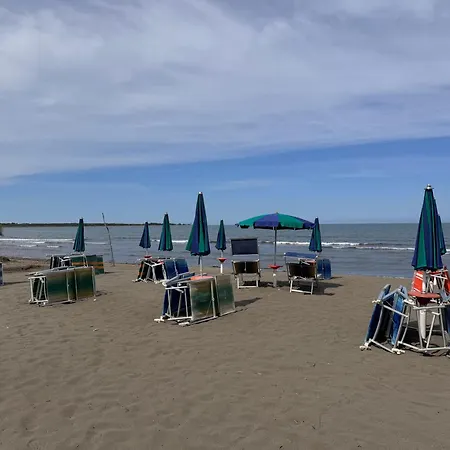 Kompleksi Turistik Leonardo Shëngjin