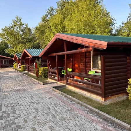Kompleksi Turistik Leonardo Chalet
