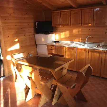 Kompleksi Turistik Leonardo Chalet Shengjin