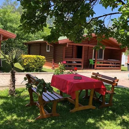 Chalet Kompleksi Turistik Leonardo Shengjin