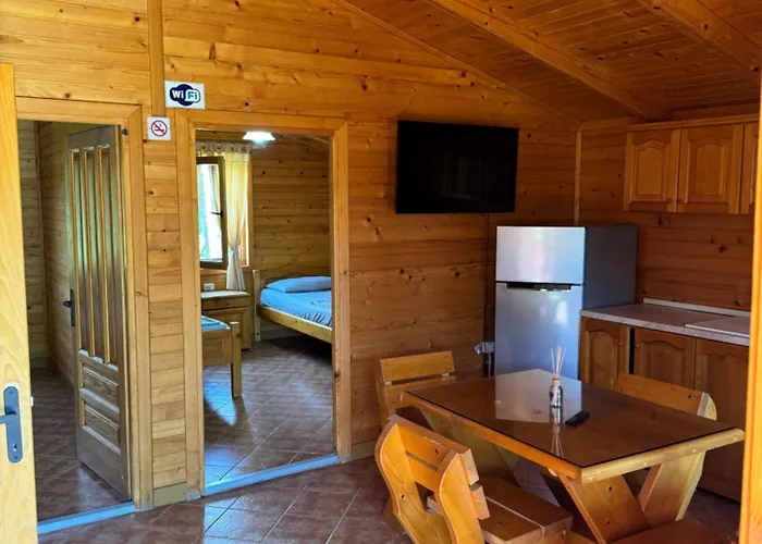 Alpesi faház Kompleksi Turistik Leonardo Shëngjin