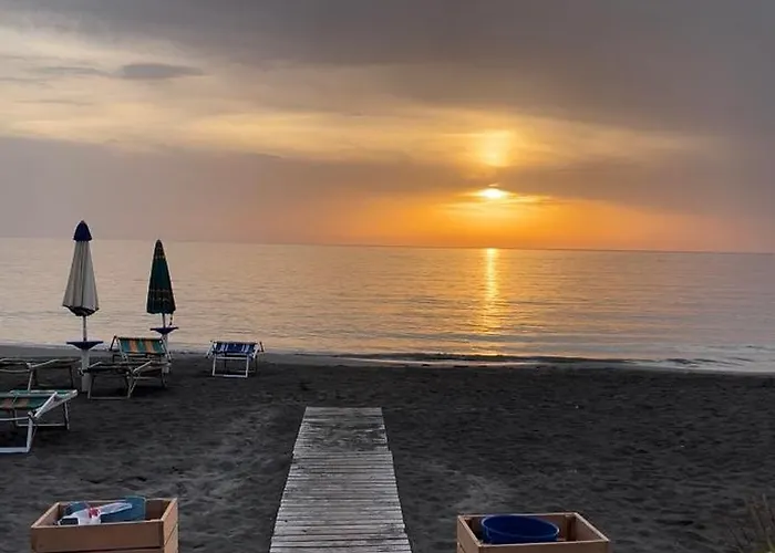 Kompleksi Turistik Leonardo Shëngjin