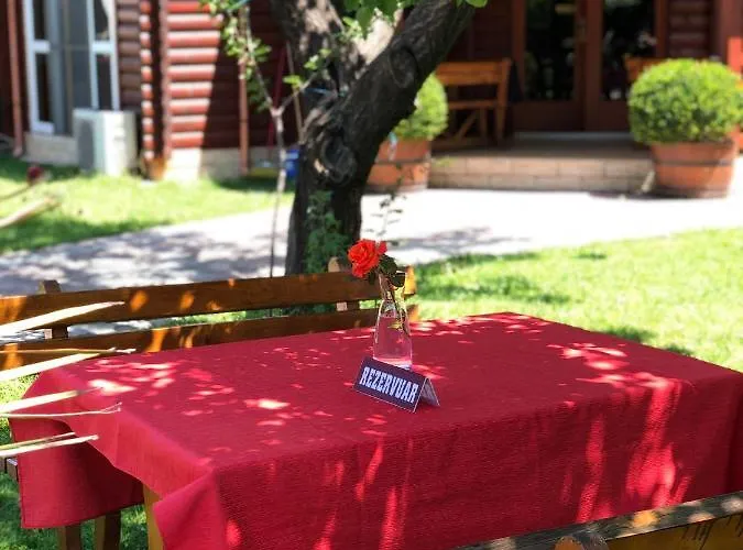 Chalet Kompleksi Turistik Leonardo